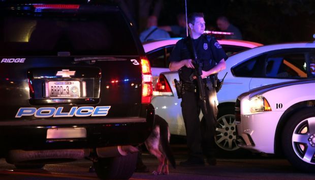 Riot breaks out, store looted